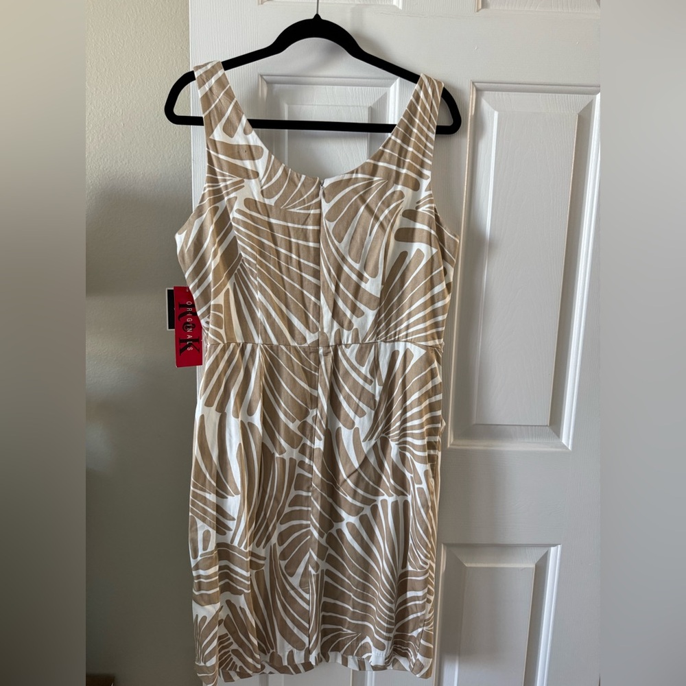 R & K original dress, 14, tan/white leaf pattern, sleeveless, zip back, NWT - Picture 6 of 6